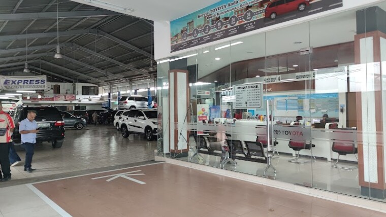 Hasjrat Toyota Gorontalo (0) in Kota Gorontalo