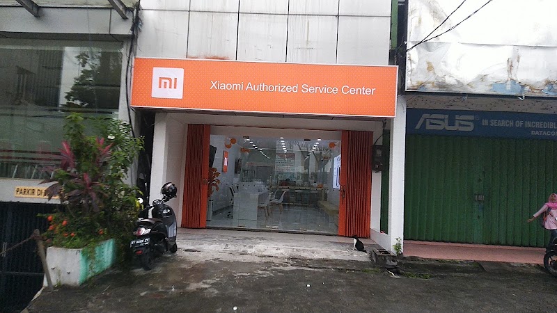 Mi Shop Andalas Rapak Plaza Balikpapan & Service Center (1) in Kota Balikpapan