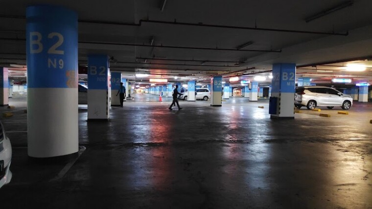 Gandaria city mall basement parking (0) in Kebayoran Lama, Kota Jakarta Selatan