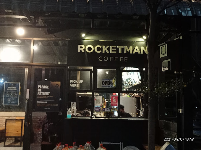 The Rocketman Coffee Gayungan
