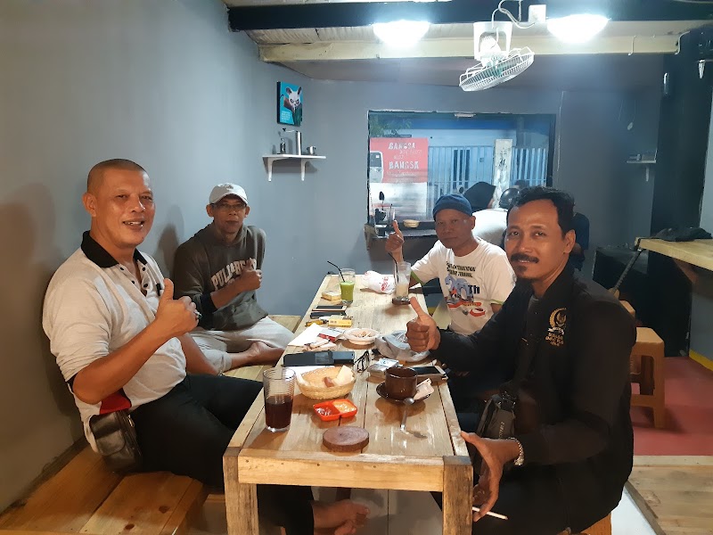 Uni Cafe 2 In Kec Ciracas Kota Jakarta Timur 1687040840